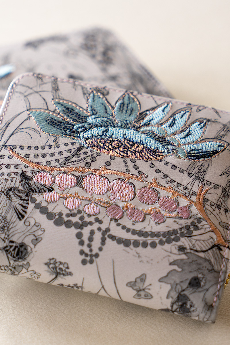 ツモリチサトキャリー 財布 Together